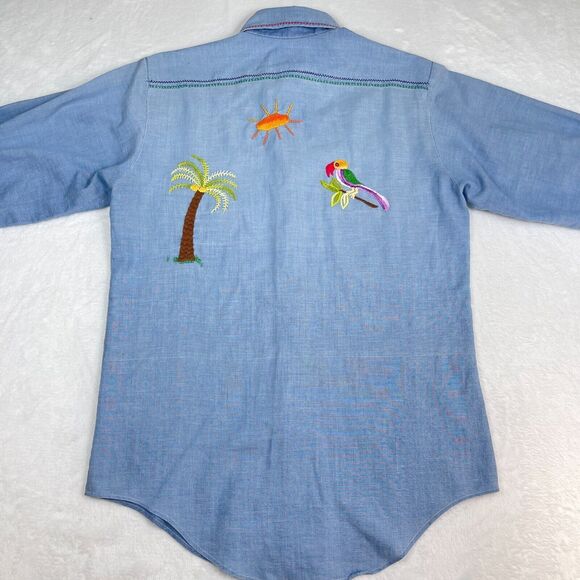 VTG Big Mac Shirt Mens Small Blue Chambray Embroidered Parrot Button Down - Picture 1 of 13